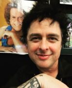 O vocalista da banda de rock Green Day, Billie Joe Armstrong