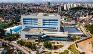 Nesta segunda (13), foram abertos 50 novos leitos voltados para o atendimento de doenças respiratórias no Hospital Municipal da Brasilândia