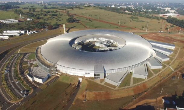 O Centro Nacional de Pesquisa em Energia e Materiais está com inscrições abertas para a quarta edição da Escola Sirius para Professores do Ensino Médio
