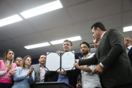 O governador Rodrigo Garcia liberou nesta quinta-feira (2) R$ 80 milhões para obras de pavimentação e recapeamento