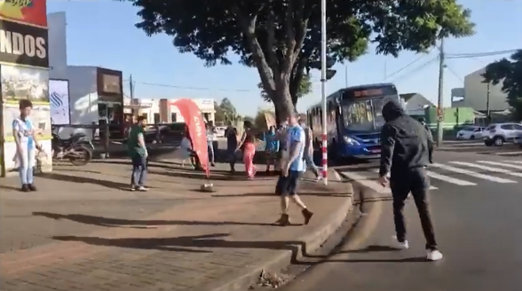Arthur do Val é agredido por ex-deputado no PR