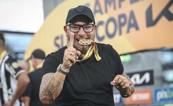 Turco Mohamed conquistou a Supercopa do Brasil de 2022 e o Mineiro pelo Atlético-MG
