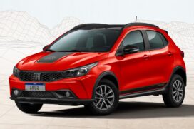 Na linha 2023, o modelo tem um leve retoque no seu visual, principalmente na frente. O para-choque ganhou linhas mais arrojadas, com maior proteção