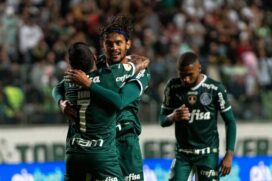 Palmeiras se isola na liderança