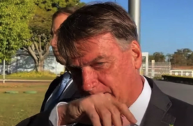No final de julho, Bolsonaro havia declarado que a adesão de banqueiros à carta pela democracia era uma retaliação por causa da instituição do novo mecanismo de movimentação financeira