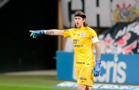 Cássio espera que Corinthians defina o novo treinador o mais rápido possível