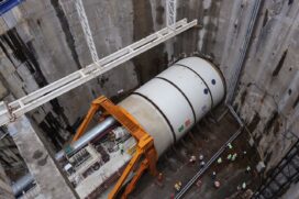'Tatuzão' volta a operar nas obras do metrô em SP