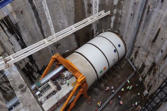 'Tatuzão' volta a operar nas obras do metrô em SP