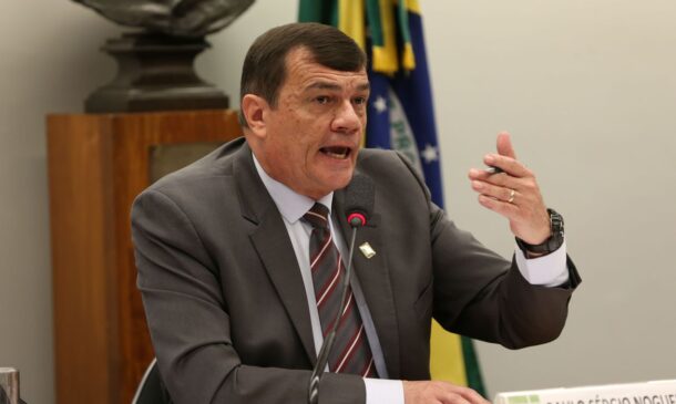 Ministro da Defesa, Paulo Sérgio Nogueira.
