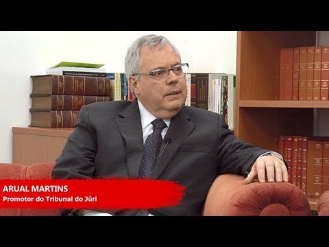 Uma das fotos era uma imagem editada com o presidente da República como se ele estivesse fantasiado de palhaço e dando risada