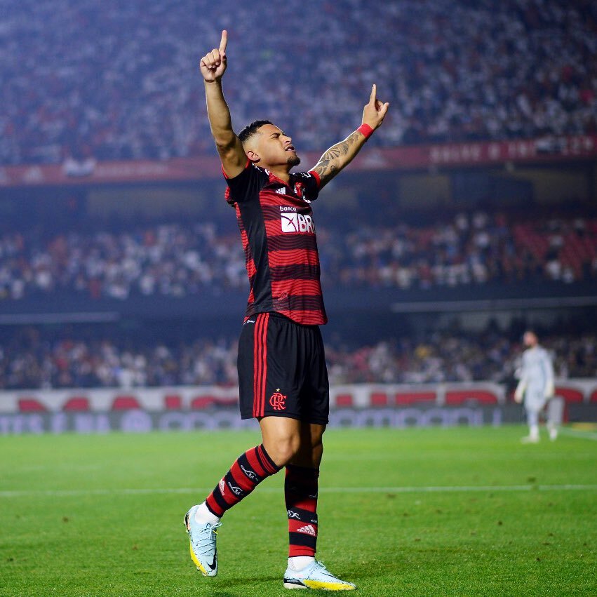 Flamengo abre boa vantagem e se vê cada vez mais perto da final da Copa do Brasil