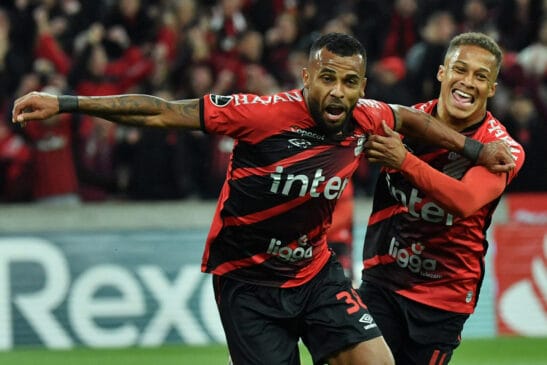 Athlético Paranaense vence o Palmeiras na Libertadores