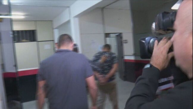O suspeito do crime foi detido logo depois pela Polícia Militar e conduzido à Delegacia Central de Embu das Artes, onde o caso foi registrado