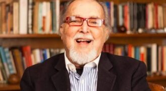 O escritor e jornalista paulistano Jorge da Cunha Lima morreu nesta quarta-feira.