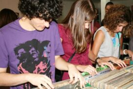 O encontro para comemorar 20 anos do 'Loucos por Vinil Fair', ocorrerá no fim de semana, sábado e domingo, dias 20 e 21