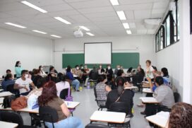 Curso de capacitação para os servidores que atuam nas UBSs, USFs, PSs, Farmácias e na recepção.