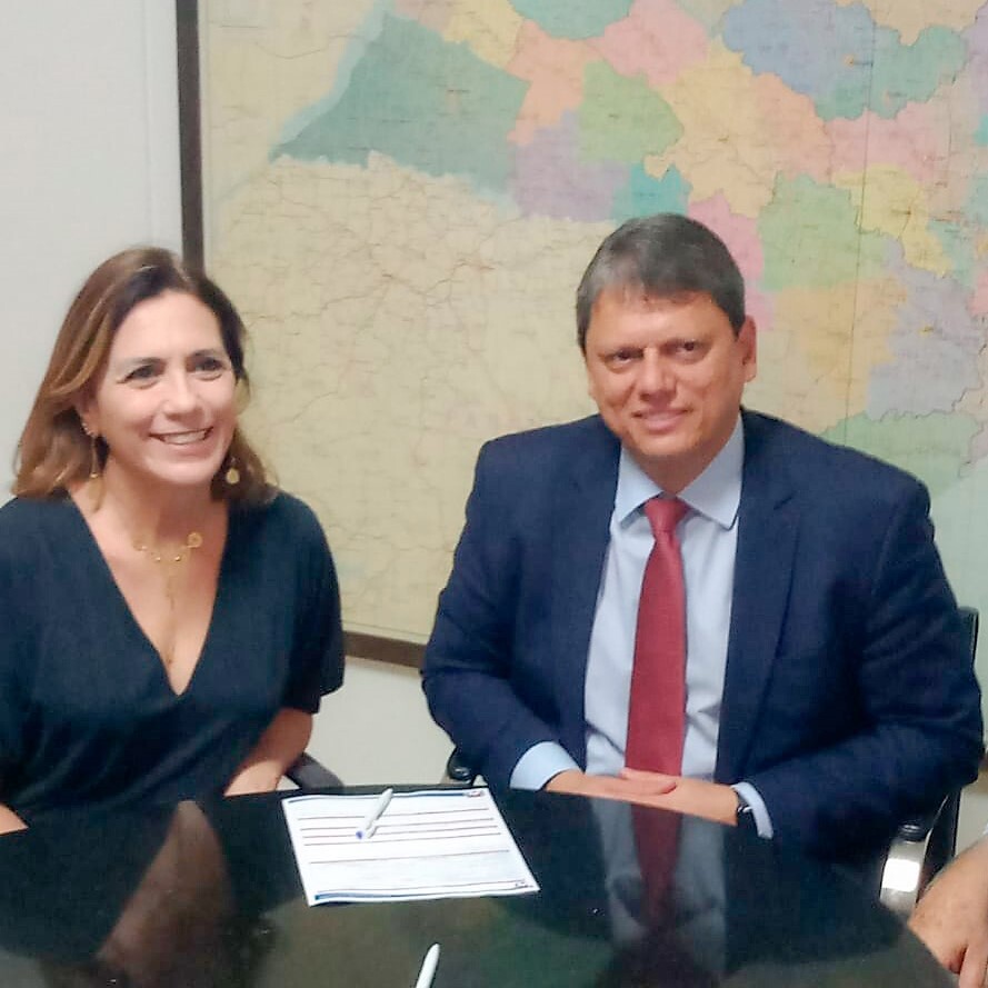 Rosana Valle e Tarcísio Freitas