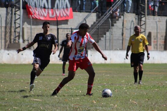 Mais uma vez os jogadores Pimba (G.E. Popular), Tô (Xapa do Xapa) e Biel (Ararita) foram pra rede mantendo acirrada a briga pela artilharia da competição