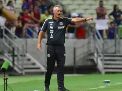 Lisca pede demissão após oito partidas no Santos