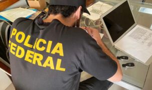 Agentes da PF realizam Operação Delivery Card.