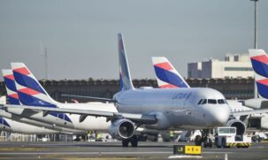 Dos 20 produtos e serviços contemplados pelo levantamento, apenas a passagem aérea (2.728%) e o gás de botijão (2.370%) subiram mais do que o salário mínimo (2.359%)