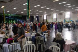 Baile da Melhor Idade acontece toda última sexta-feira do mês, das 13h às 17h