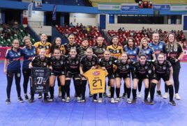 A equipe feminina de futsal Taboão Magnus derrotou, por 1 a 0, o time russo Normanochka, na disputa pelo 3&ordm; lugar da Copa do Mundo de Futsal. O jogo aconteceu no sábado, 27