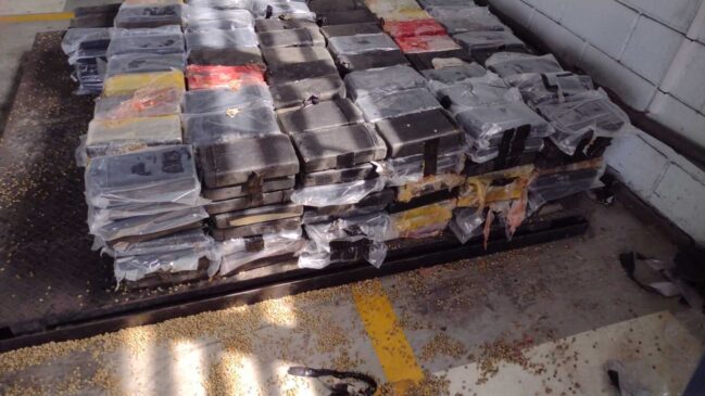 Apreensão de drogas no Porto de Santos