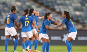O Brasil goleou por 6 a 0 nesta segunda-feira