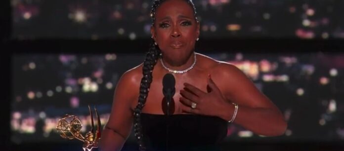 Sheryl Lee Ralph de Abbott Elementary no Emmy 2022.