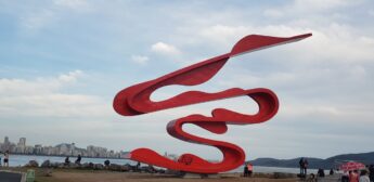 O restauro e o novo mirante para a escultura foram entregues no dia 18 de junho deste ano