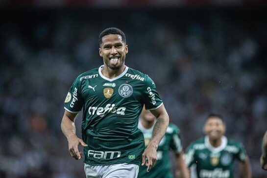 Murilo marca o gol do Palmeiras