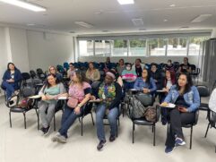 Secretaria de Saúde capacita servidores durante campanha Outubro Verde.