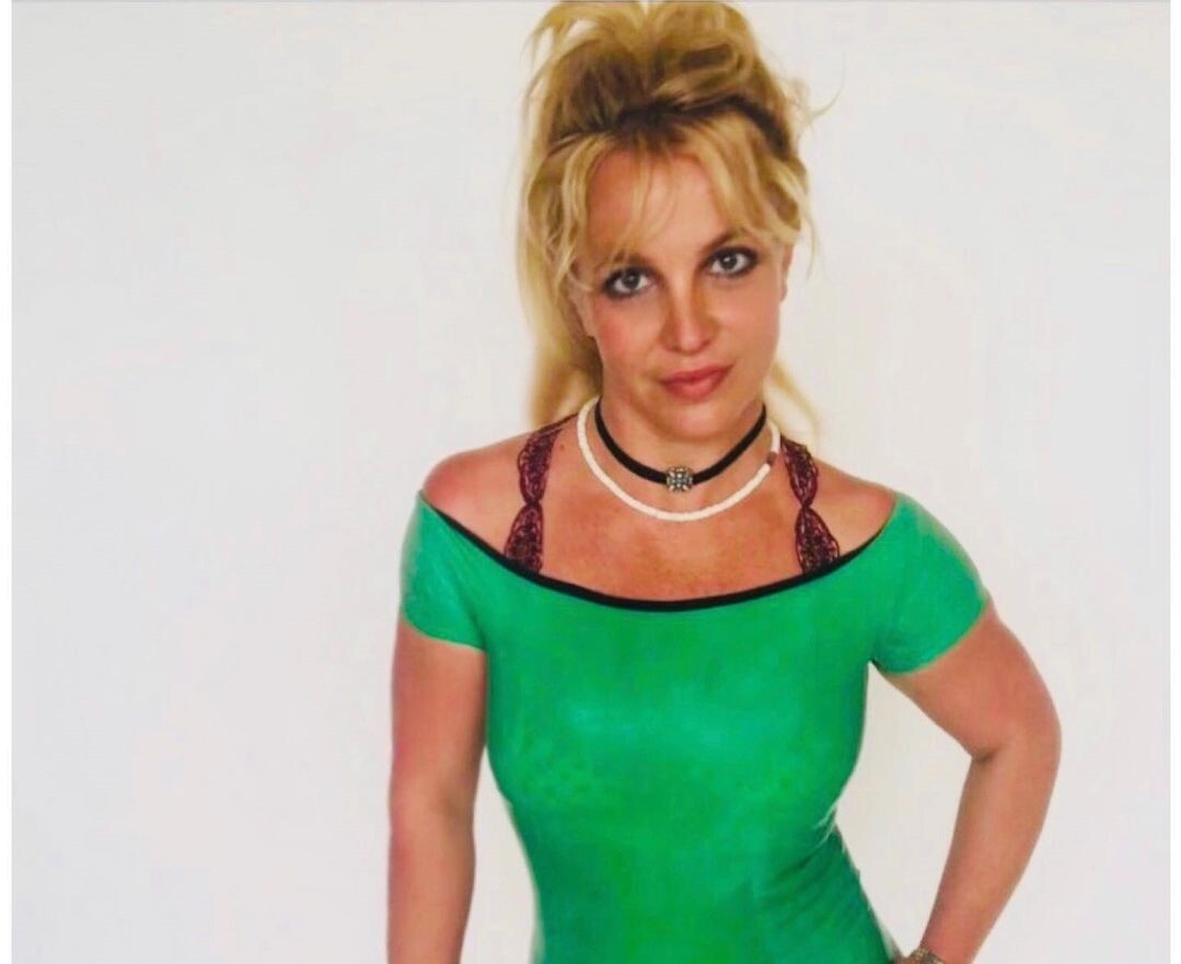 Spears não lança um álbum completo desde "Glory", de 2016