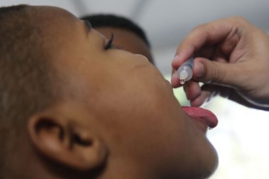 Em Taboão da Serra, a aplicação das vacinas ocorre de segunda a sexta-feira, das 8h às 16h