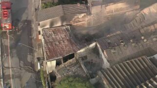 Prédio comercial em Diadema foi praticamente todo destruído pelo fogo