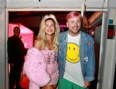 Festa de Giovanna Ewbank e Léo Fuchs tem Fusca pink, decoração anos 2000 com convidados famosos no Rio de Janeiro.
