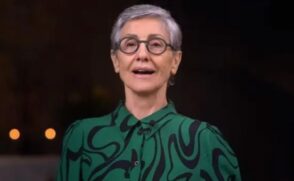 A atriz Cássia Kiss.