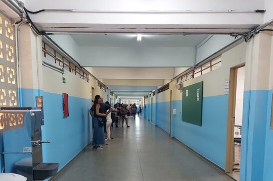 EE Professora Neusa Demétrio, no Jardim Mituzi, em Taboão da Serra, na Grande SP