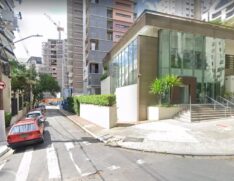 A opção de desvio para os usuários da Rua Dina será seguir pela Rua João Lourenço até a Av. Santo Amaro, virar à direita e seguir até a próxima à direita, chegando novamente à Rua Dina