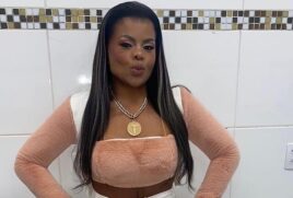 A funkeira Tati Quebra barraco.