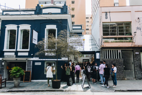 Além dos cafés, quentes e gelados, a The Coffee Perdizes conta com diversas outras opções de bebidas, itens de bakery, doces e sobremesas com sorvete