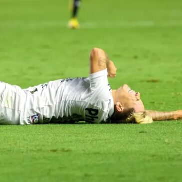 Soteldo se lesionou em Santos x Atlético-MG, jogo do Campeonato Brasileiro