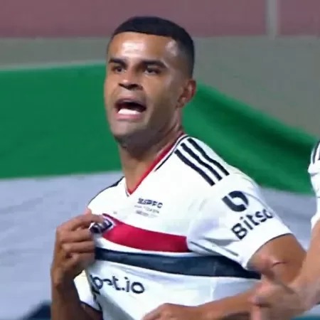Alisson marcou para o São Paulo na partida contra o América-MG