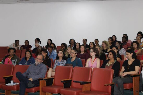 Servidores da Assistência Social de Taboão da Serra receberam orientação sobre Transtorno do Espectro Autista (TEA) em 20 de outubro