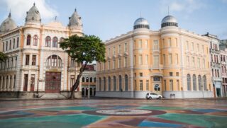 Levantamento foi feito pelo site Decolar; na foto, o Marco Zero, em Recife (PE)