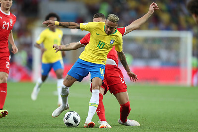 Brasil e Sérvia, pela Copa do Mundo na Rússia, em 2018