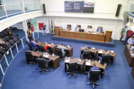 O ex-prefeito protocolou horas antes do início da sessão um pedido para que houvesse um prazo maior para a defesa.