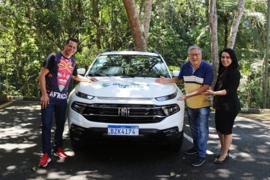O veículo é um modelo Freedom, com tração 4x4, movido a diesel.