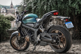 Os dois modelos da 650 contam com o motor tetracilíndrico de 88,4 cavalos e 6,13 kgfm